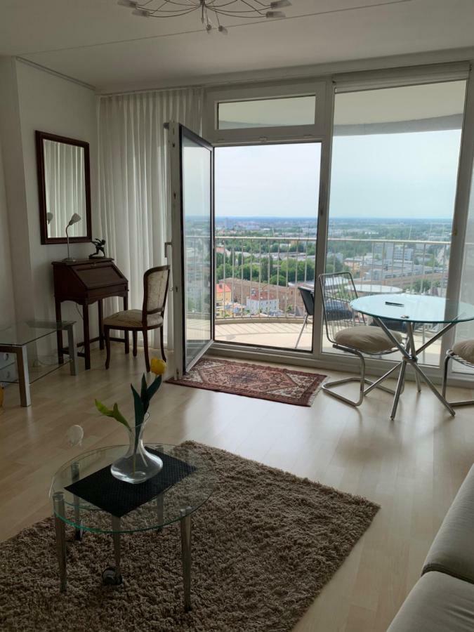 Appartment Im Hotelturm Augsburgo Exterior foto
